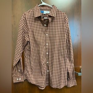 Old Navy Slim-Fit Pro Signature Performance Dress Shirt for Men